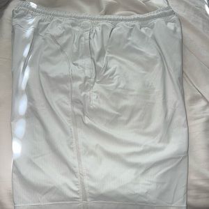 White lululemon pace breaker lined inside, 7 in. Only worn 3-4 times were to big